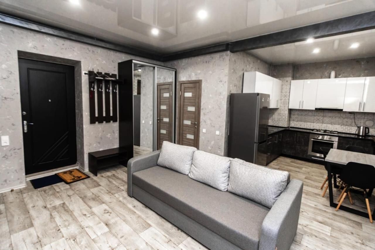 Loft Apartment On Svobody Kamjanske Exterior foto
