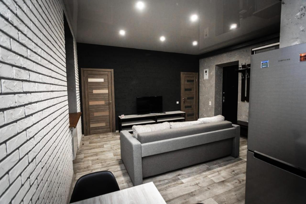Loft Apartment On Svobody Kamjanske Exterior foto